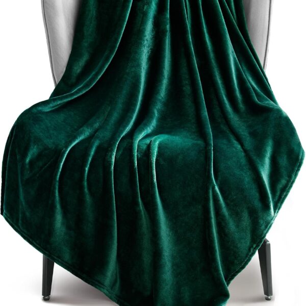 Forest Green 300GSM Fleece Throw Blanket 50x70